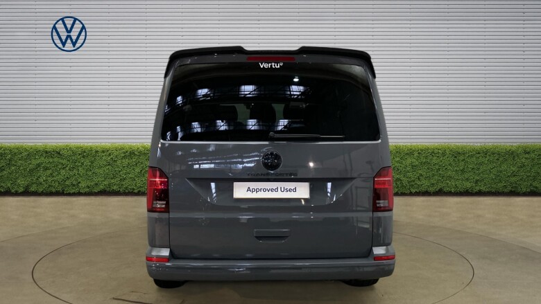Volkswagen Transporter T32 Swb Diesel Special Edition 2.0 BiTDI 204 Sportline Black Ed Kombi Van DSG
